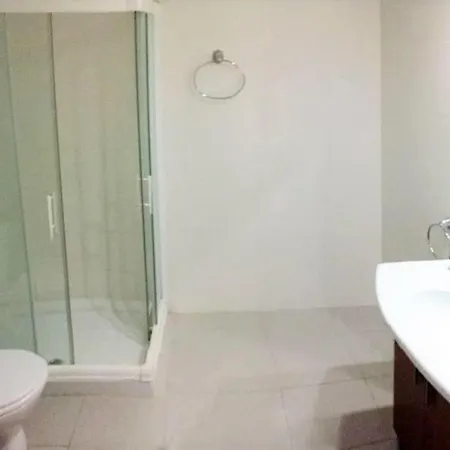 Apartamento Piso Amplio Frente Al Mar En Pleno Paseo Marítimo.